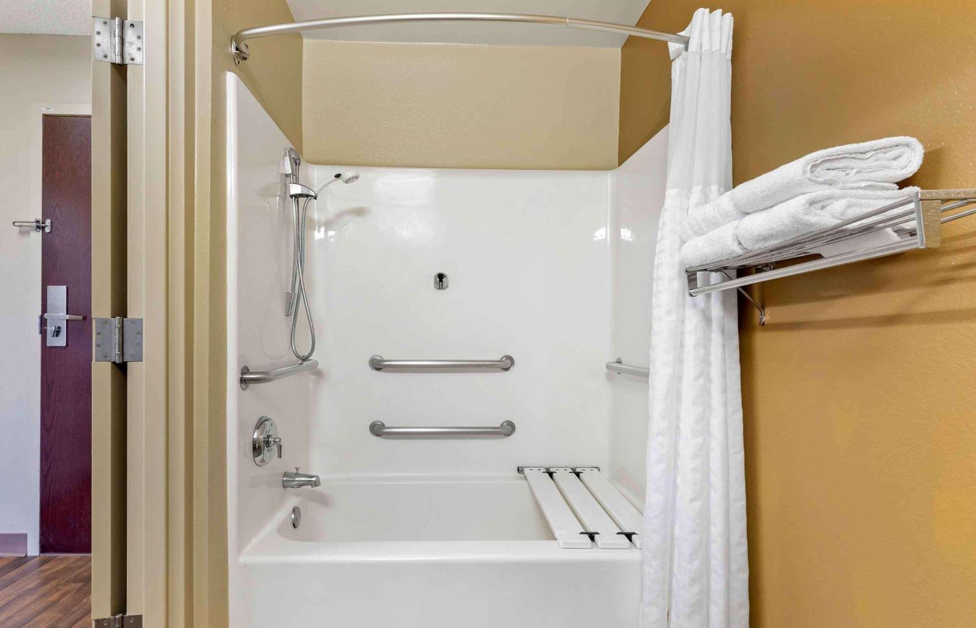 Extended Stay America Suites - Akron - Copley - East Exterior foto